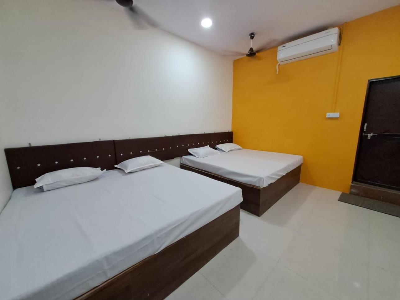 Shree Sawariya Yatri Grah Hotel อุจเจน ภายนอก รูปภาพ