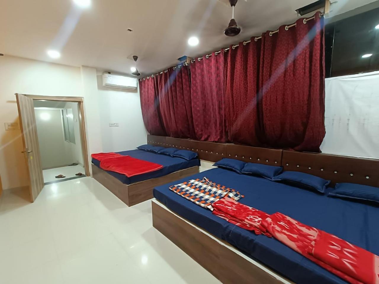 Shree Sawariya Yatri Grah Hotel อุจเจน ภายนอก รูปภาพ